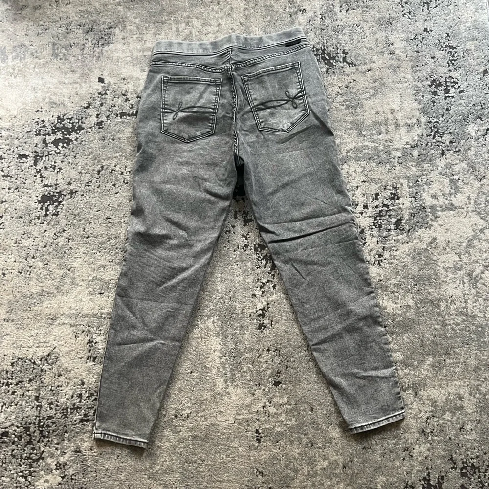 NWOT Levi’s Denizen Gray Wash High rise skinny Jeans, Jeggings size Medium - Picture 6 of 9